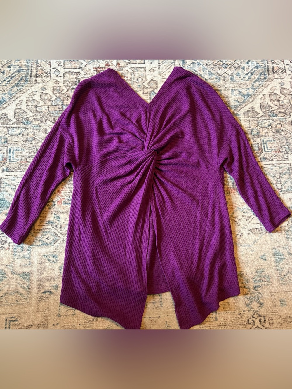 1. state twist back top, Women’s Small